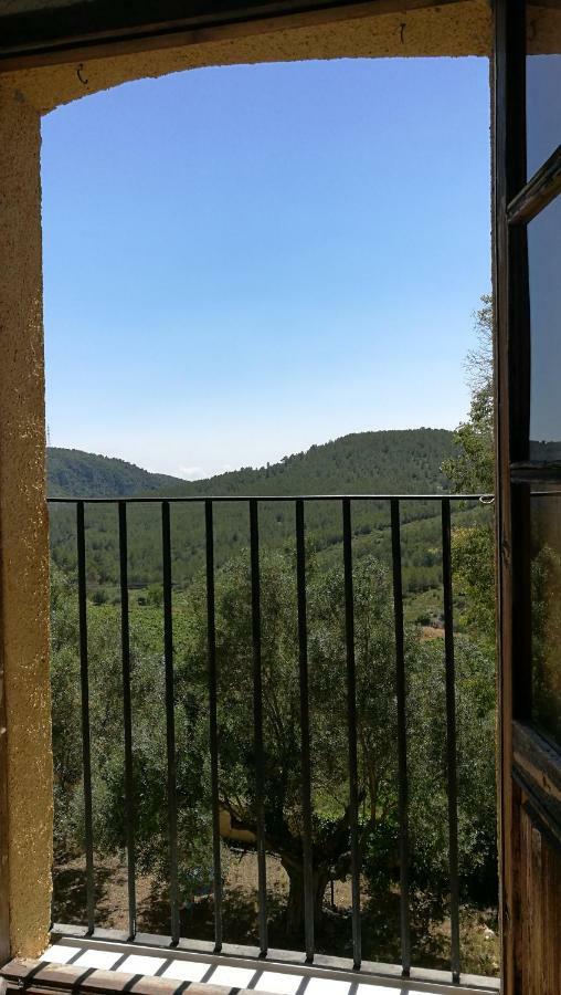 בית הארחה Olesa de Bonesvalls 	Maset Del Garraf מראה חיצוני תמונה